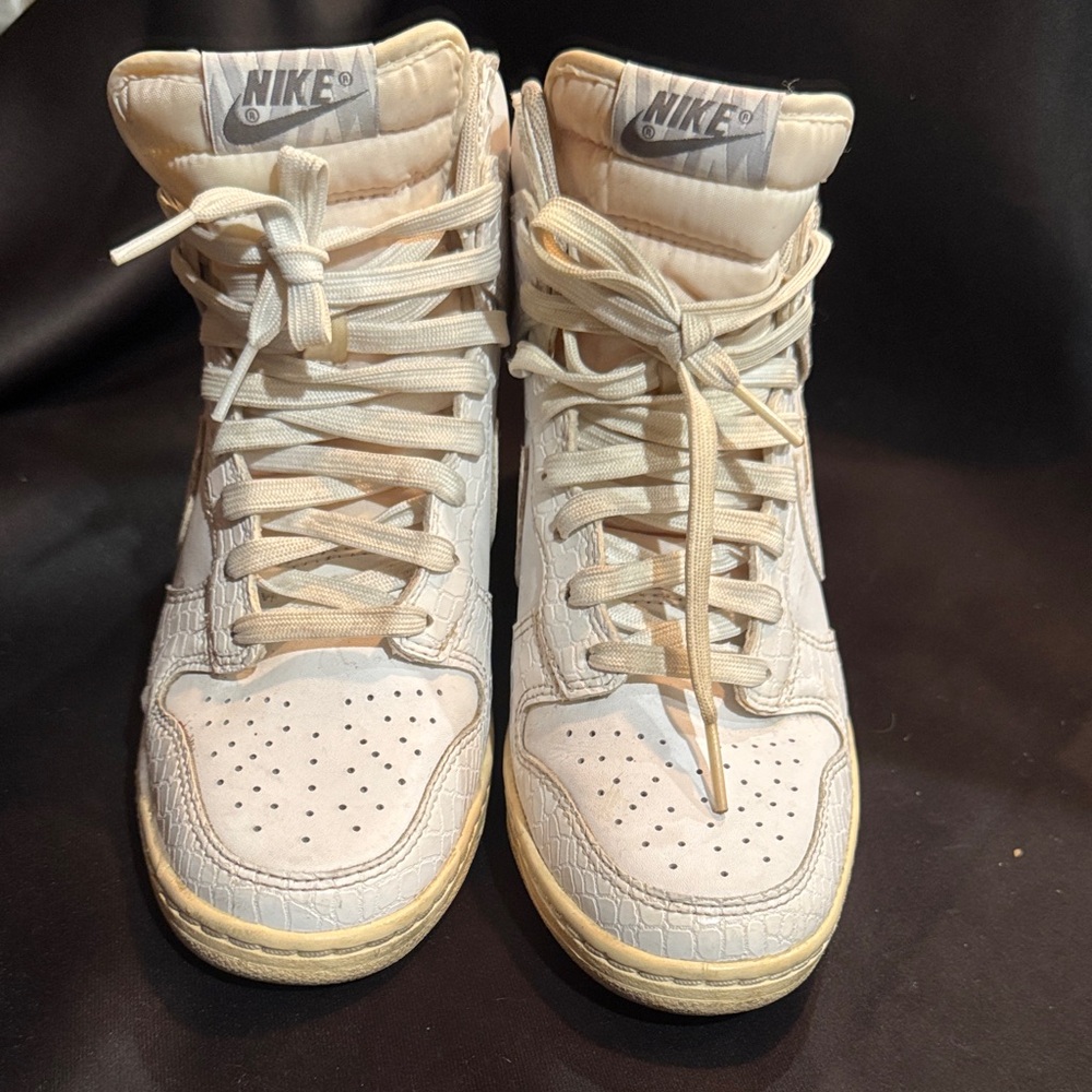 Nike Women's High-Top Sneakers - Cream
